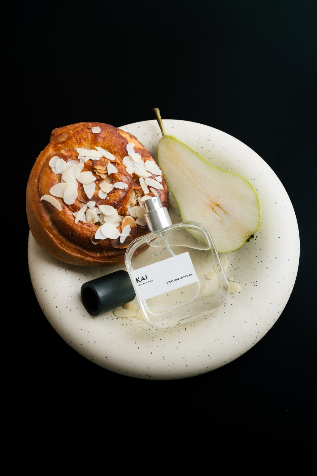 Kai - Bergamot & Gember. Parfuminspiratie van Talisman. Scentique Amsterdam. €34,95. 50ml. Gemaakt in Amsterdam